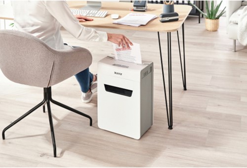 Papiervernietiger Leitz IQ Protect Premium 10X snippers 4x40mm-2