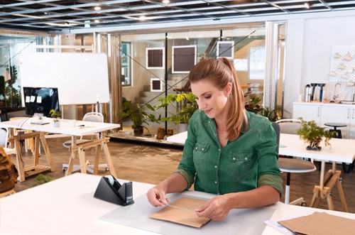 Plakbandhouder Tesa eco&crystal 59045 zwart met 1 rol tape 19mmx10m-2