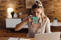 Kopje IEZZY 180ml herbruikbaar met oortje PP groen 10 stuks-2