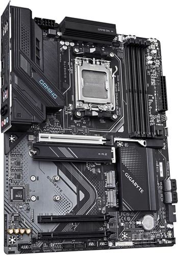 GIGABYTE X870 GAMING WIFI6 AMD X870 Socket AM5 ATX-3