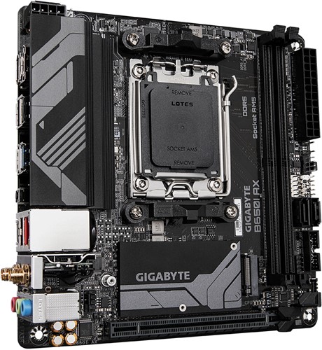 GIGABYTE B650I AX moederbord AMD B650 Socket AM5 mini ITX-3