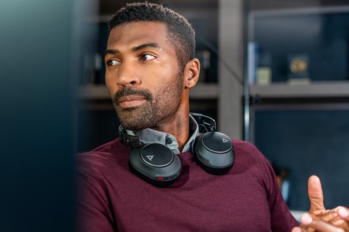 HP Poly Voyager Surround 80 UC USB-C Headset + USB-C/A-adapter-3