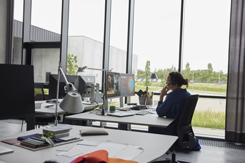 HP Poly Savi 8445 Office Microsoft Teams Certified DECT 1880-1900 MHz Convertible Headset-2