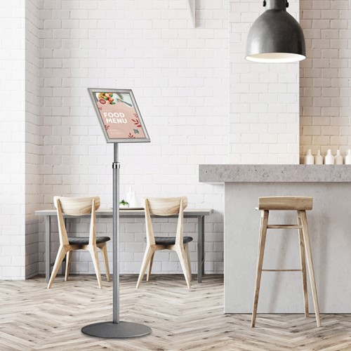 Infostandaard Europel telescopisch incl. A4 kliklijst 25mm-1