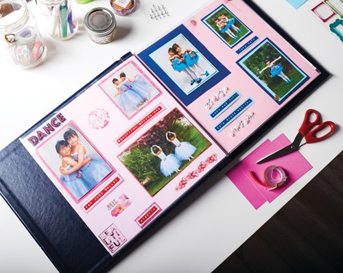 Reliëftape Dymo embossing vinyl 9mm wit op rood-2