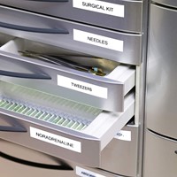 Labeltape Dymo LabelManager D1 polyester 12mmx5.5m zwart op wit-4